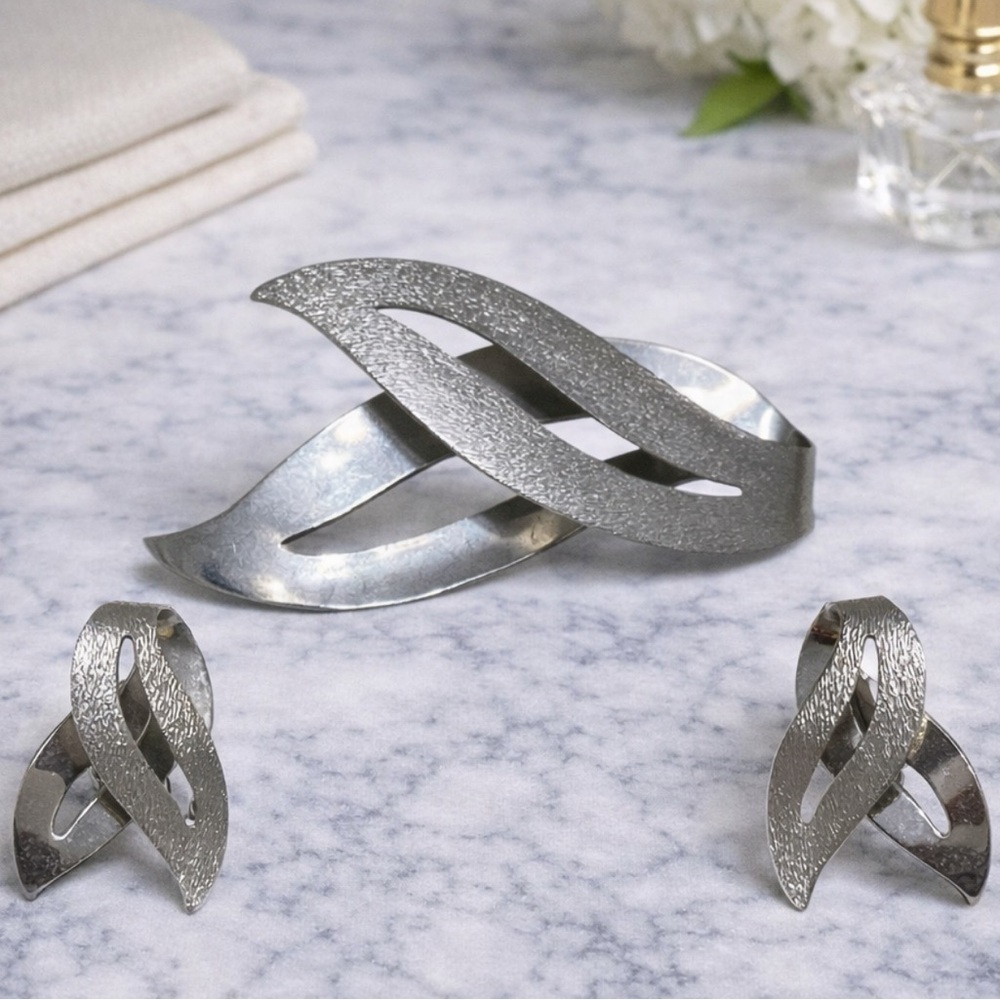 VTG SARAH COVENTRY JEWELRY SET CLIP ON EARRINGS BROOCH ABSTRACT LEAVES SIGNED